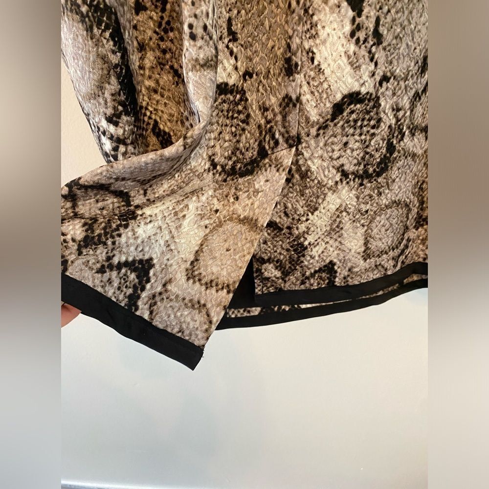 BCBGMaxAzria Strapless Shana Snake Print Dress - Size 4 - Picture 9 of 12